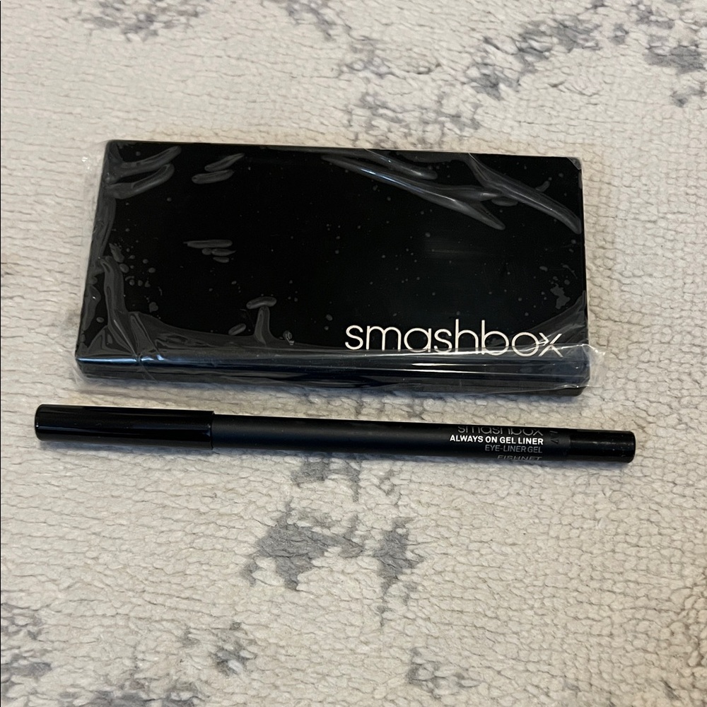 Smashbox Black Eye Liner and Palette Set